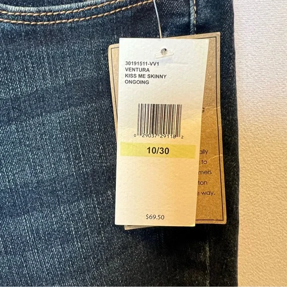 NWT Jessica Simpson Women's Jeans. Skinny Fit Dark Wash - Picture 11 of 12